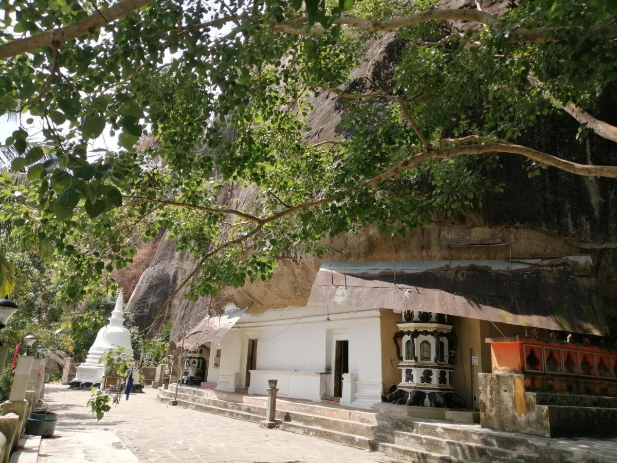 Kavidi Villa Home Stay Tangalle Exterior photo