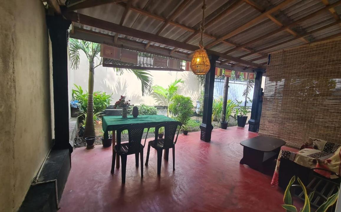 Kavidi Villa Home Stay Tangalle Room photo