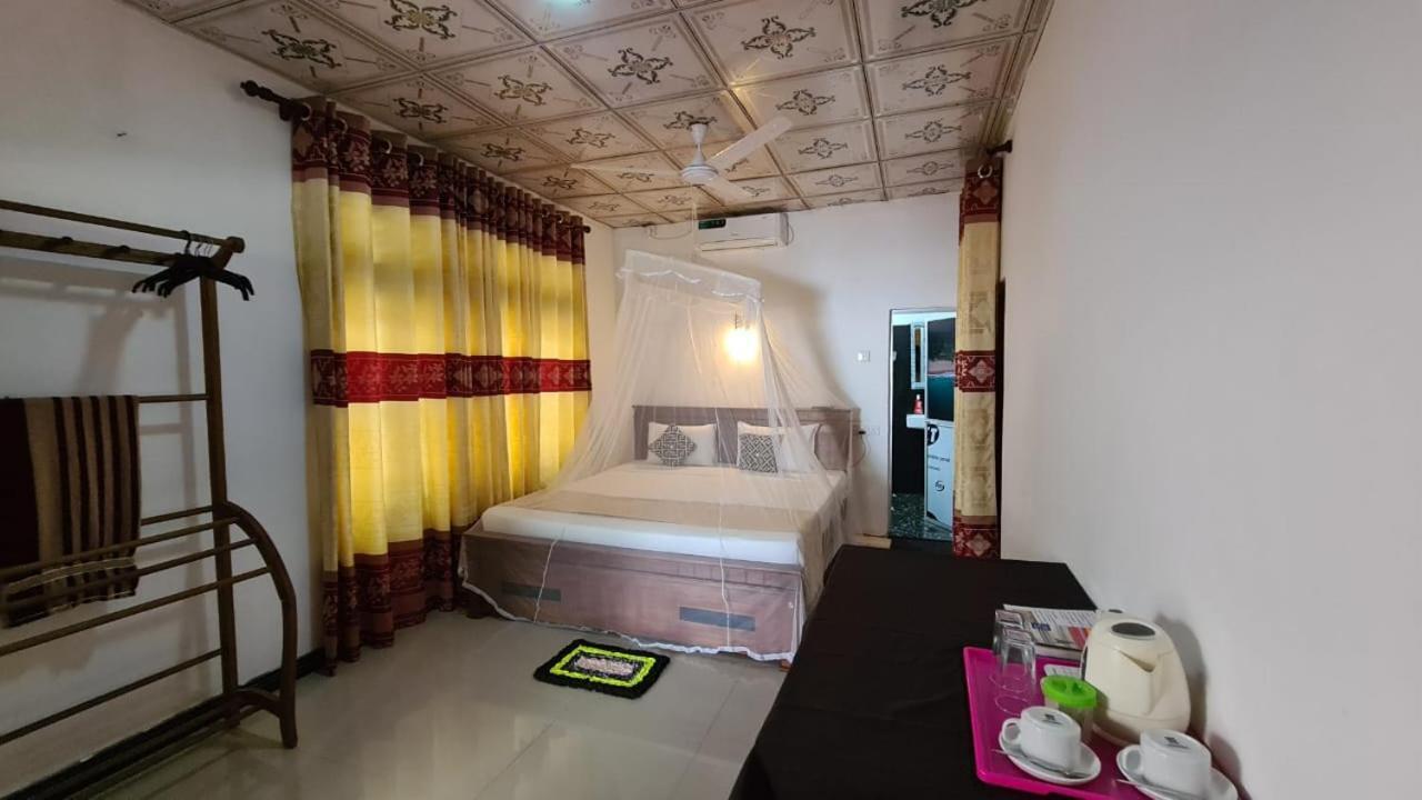 Kavidi Villa Home Stay Tangalle Room photo