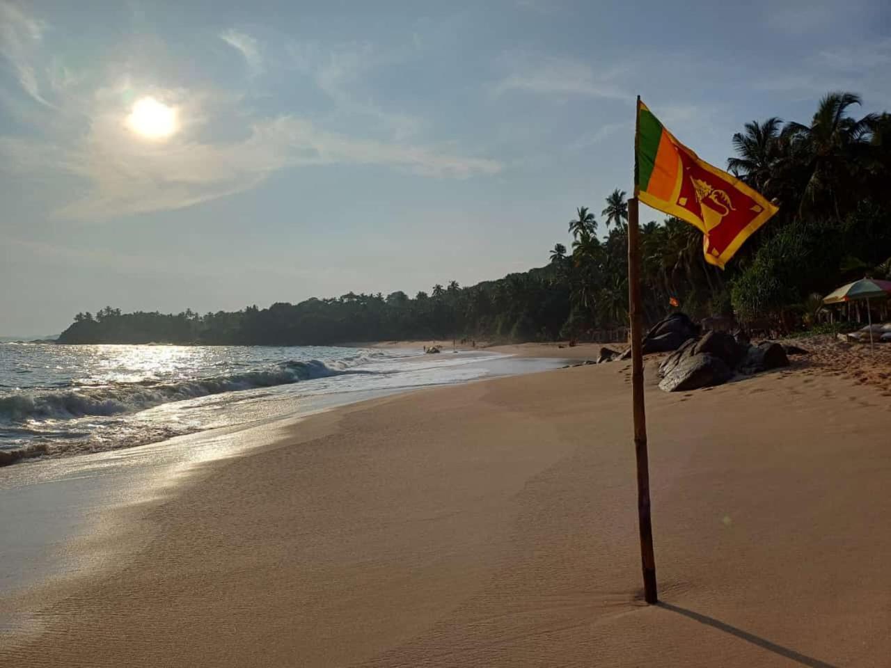 Kavidi Villa Home Stay Tangalle Exterior photo